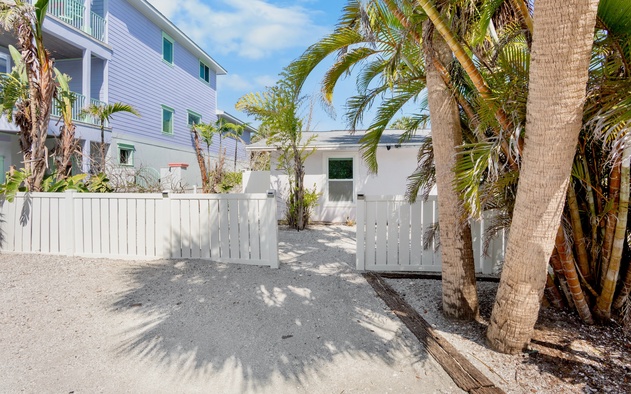 Sugar Plum Beach West 10