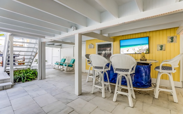 Seaside Manor 2