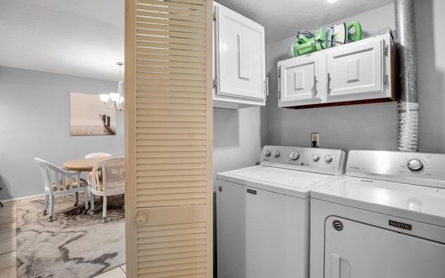 Runaway Bay Unit 273 8