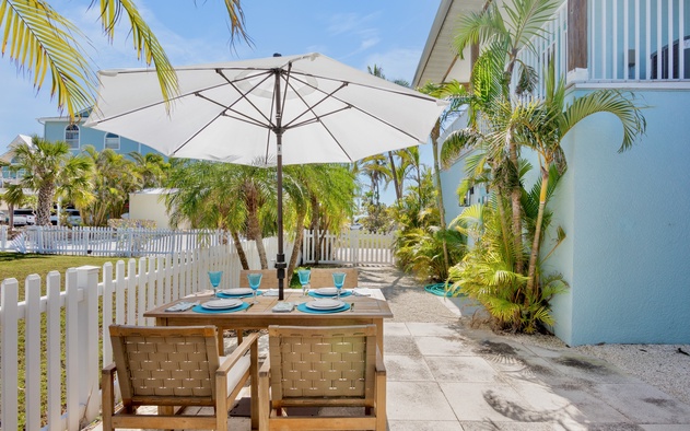 Seven Palms Beach House 8