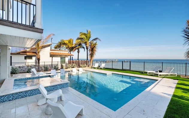 Bay View Beauty 4