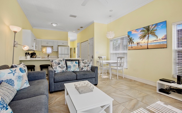 Capri Condo D 6