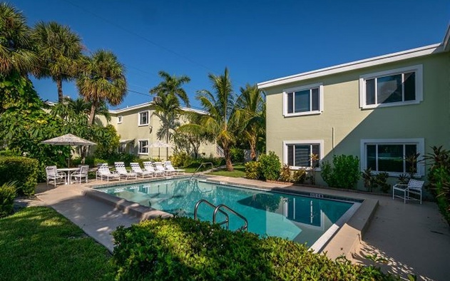 Palm Cay 6 2