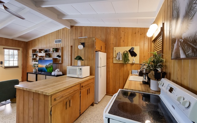 Bo's Beach Bungalow 9