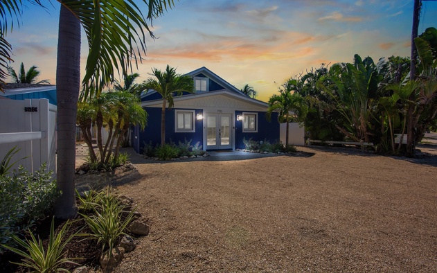 Bean Point Bungalow 3