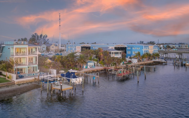 Bayfront Retreat 3
