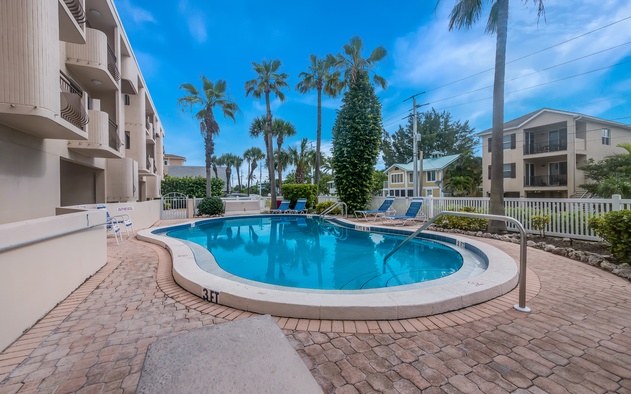 Sunset Terrace 209 4