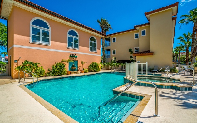 Bradenton Beach Club 232