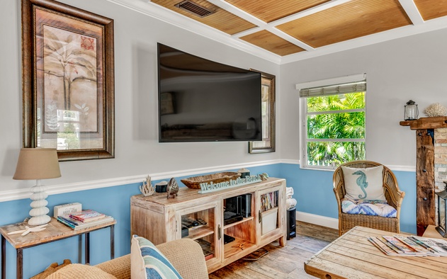 Coastal Hideaway 10