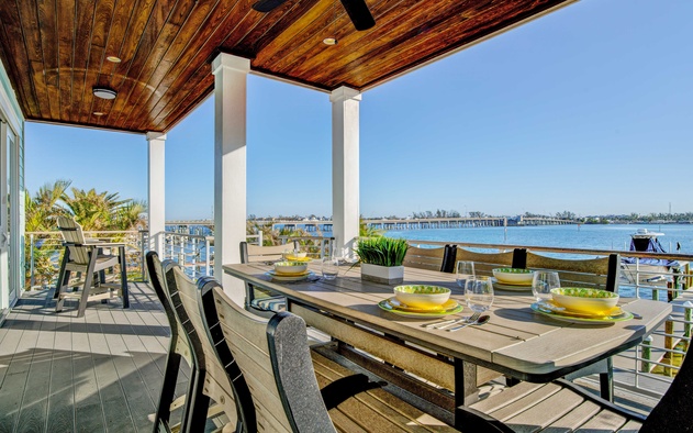Bayfront Retreat 5