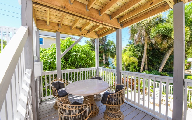 The Deckhouse 6