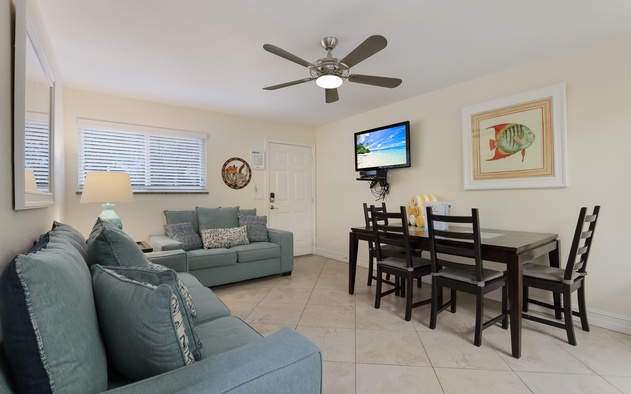 The Palms 2 8