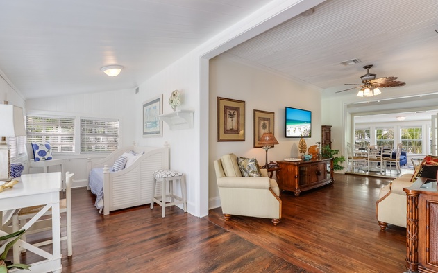 Seaside Manor 6