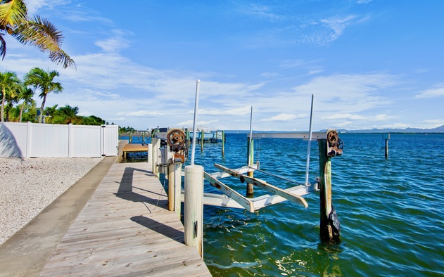 White Pelican House 6