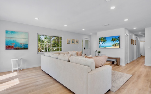 Chardonnay Shores 10