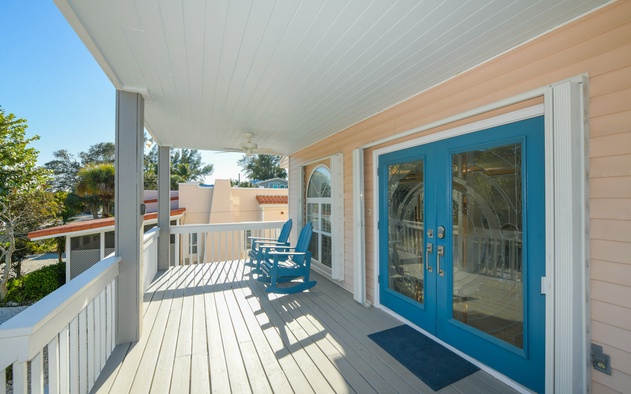 The Deckhouse 10