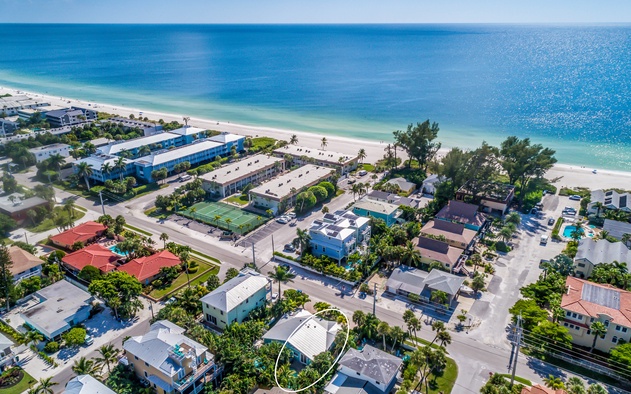 Mermaid's Hideaway 8