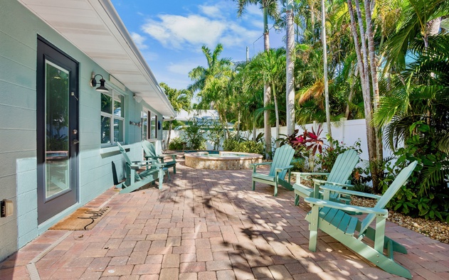 Blue Coral Beach House 8