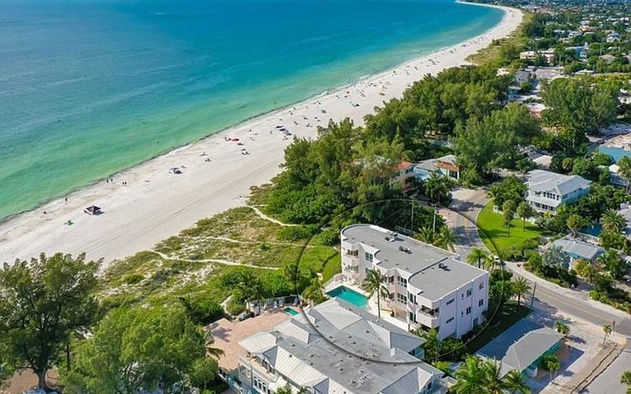 Island Paradise #4 7