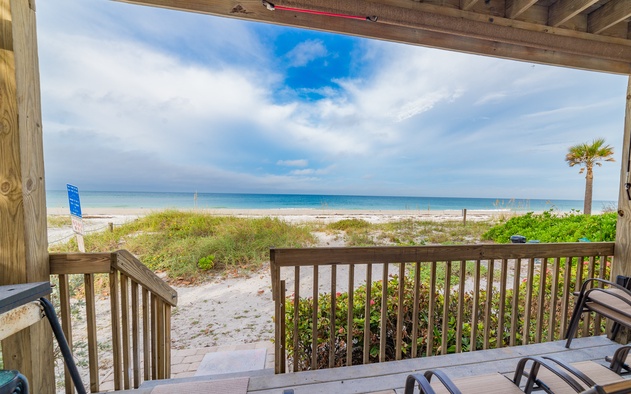 Captain Ron's Beach Pad