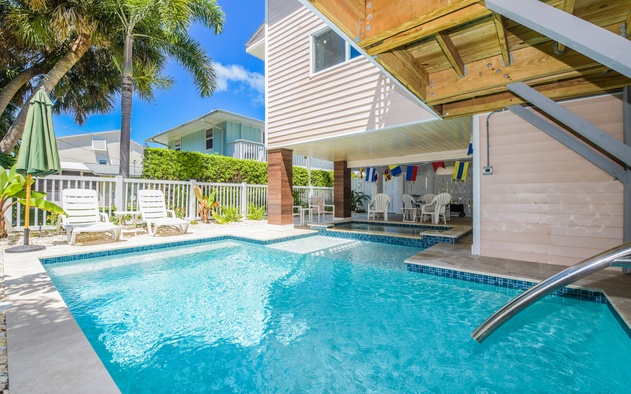The Deckhouse 8