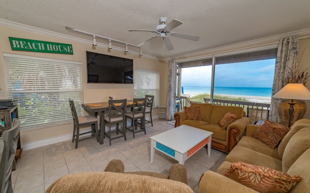 Captain Ron's Beach Pad 7