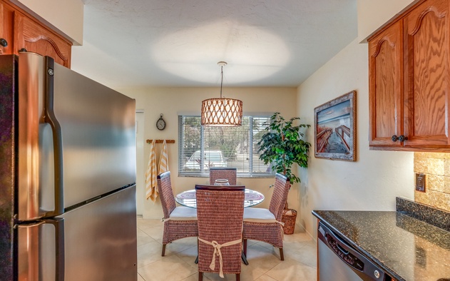 Palm Cay 6 10