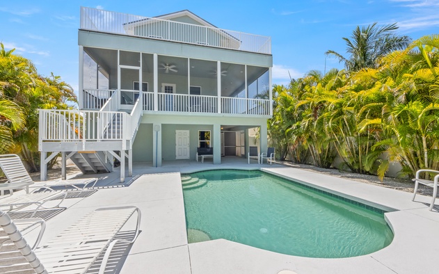 Pelican Villa