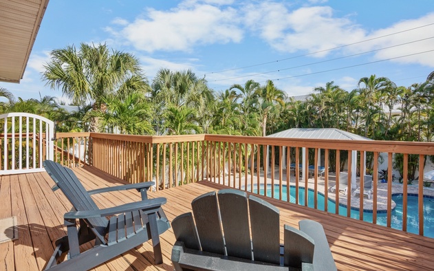 Cabana Breeze 10