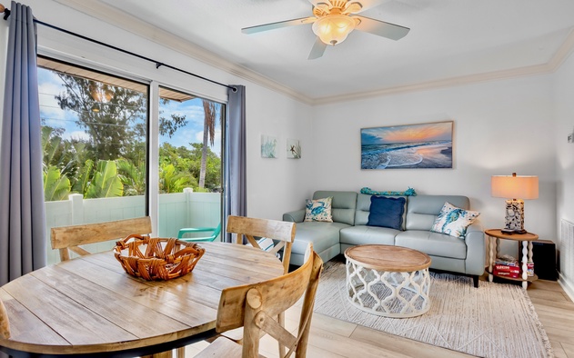 Tropical Terrace 3 8