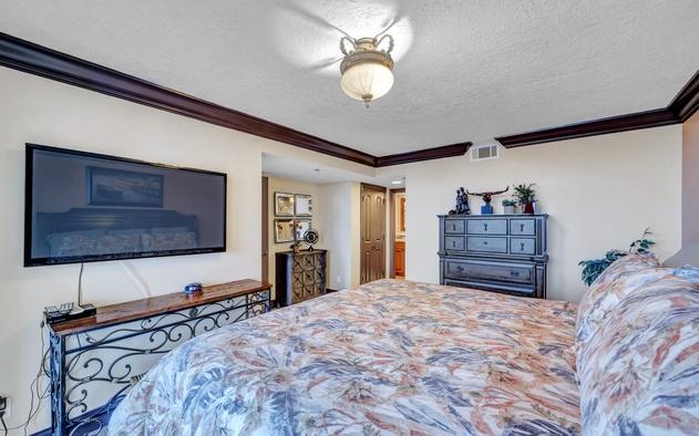 Hamilton House 306 10