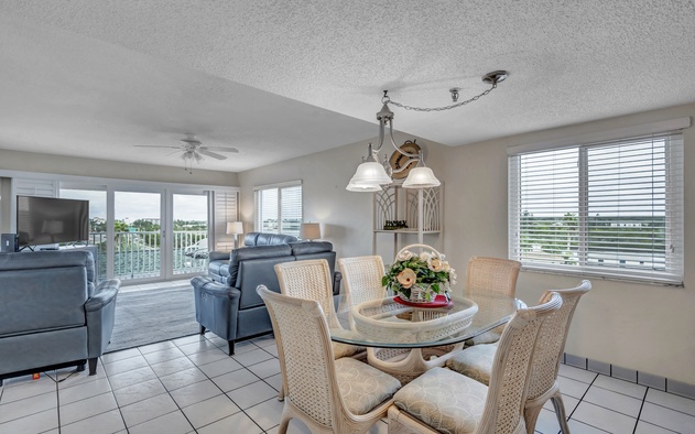 Sand Dollar 412 7