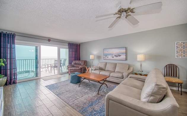 Beach Palms 306 4