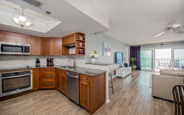 Beach Palms 306 8