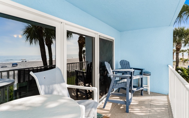 Sand Dollar 104 7