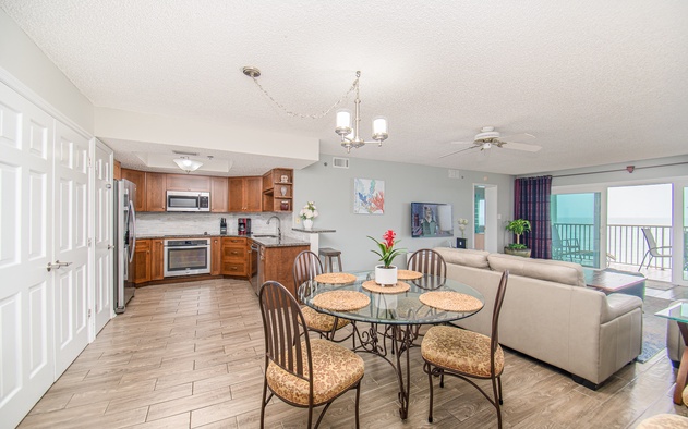 Beach Palms 306 6