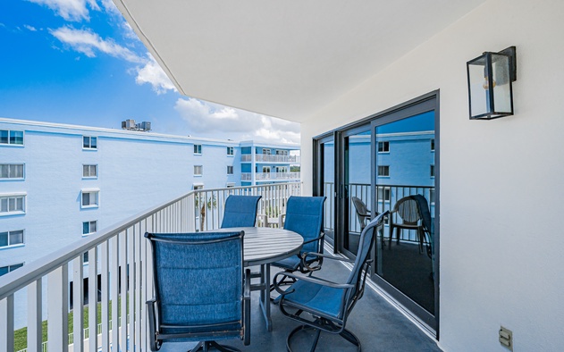 Beach Palms 409 3