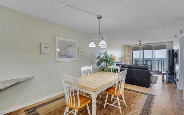 Hamilton House 302 5