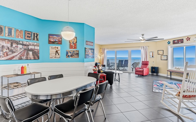 Beach Palms 409 9