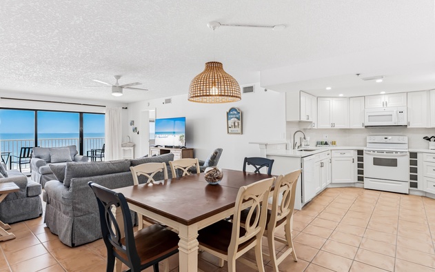 Beach Palms 408 8
