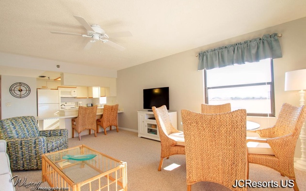 Emerald Isle 301 3