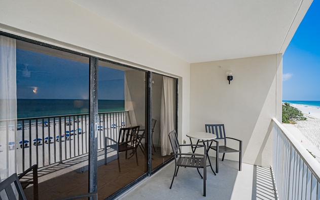 Beach Palms 408 4