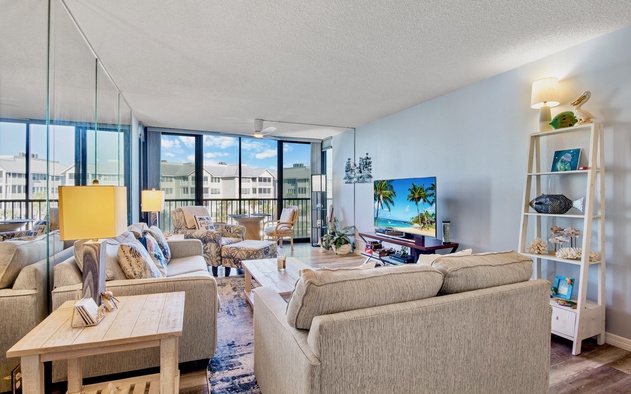 Harbor Towers 409 2