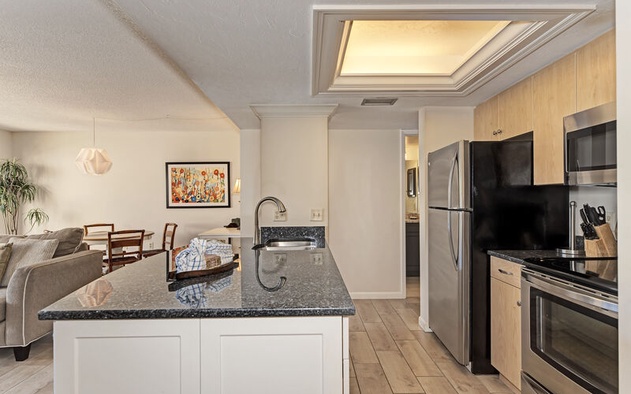 Midnight Cove II 831F 3