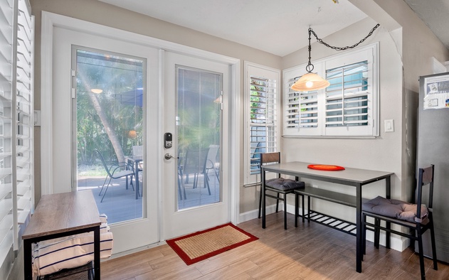 15 SS Cottage 8