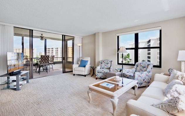 Gulf and Bay Club- B410