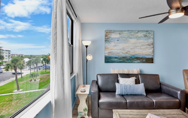 Harbor Towers 312 6