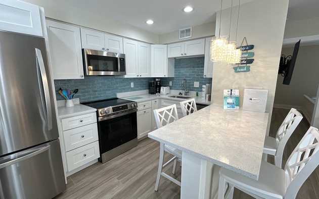 Siesta Beach House #101 3