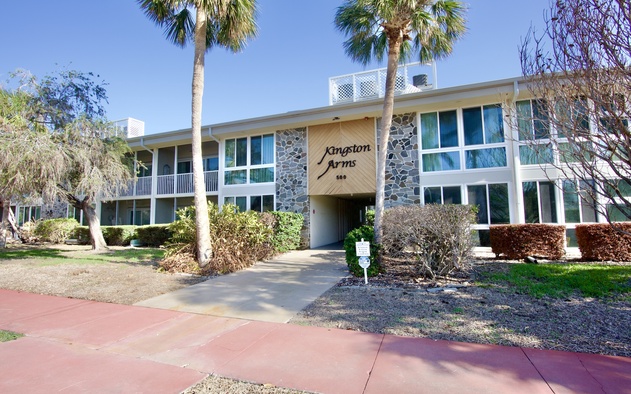 Lido Beach Retreat 7