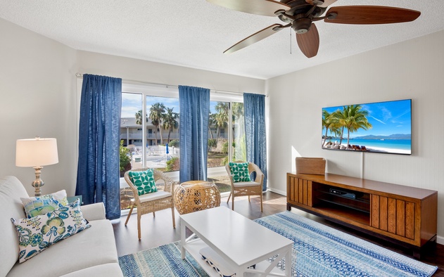 Lido Beach Retreat 8